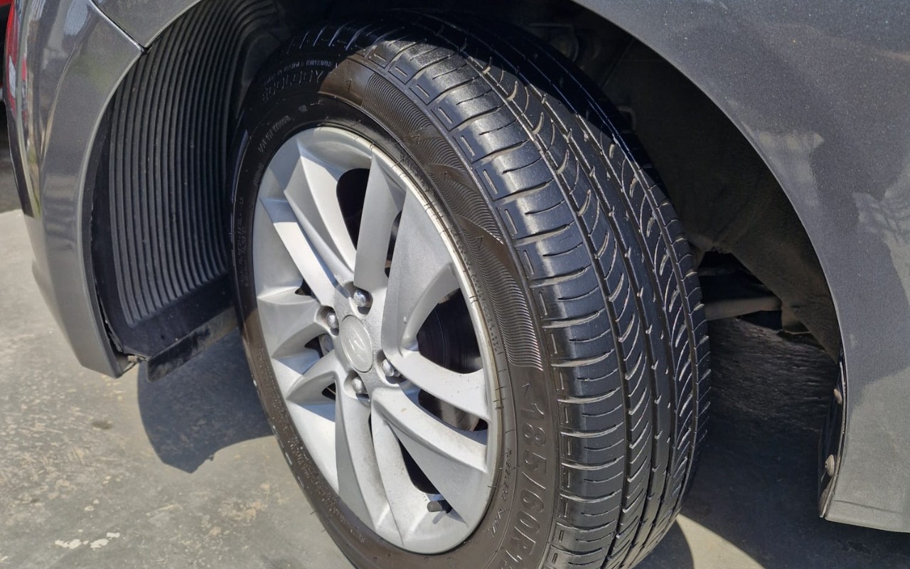 imagem-https://www.socarrao.com.br/sc-vehicle-images-prod/4177037/1790632546836-MjAuanBlZw.jpeg