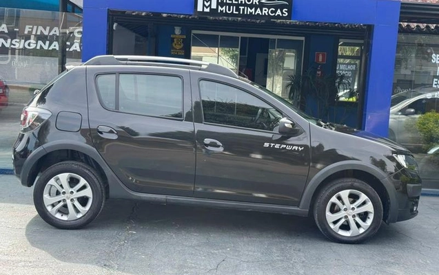 imagem-https://www.socarrao.com.br/sc-vehicle-images-prod/4177042/1790631905790-8522778_12_B_7a7f431331.jpeg