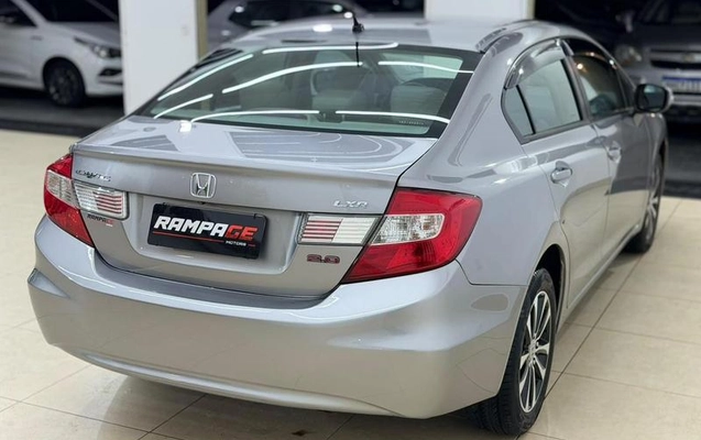 imagem-https://www.socarrao.com.br/sc-vehicle-images-prod/4177125/1790633798079-8436923_3_B_e1243d55f3.jpeg