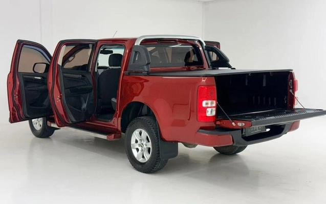 imagem-https://www.socarrao.com.br/sc-vehicle-images-prod/4177336/1790707691323-8509562_6_B_da6972a857.jpeg