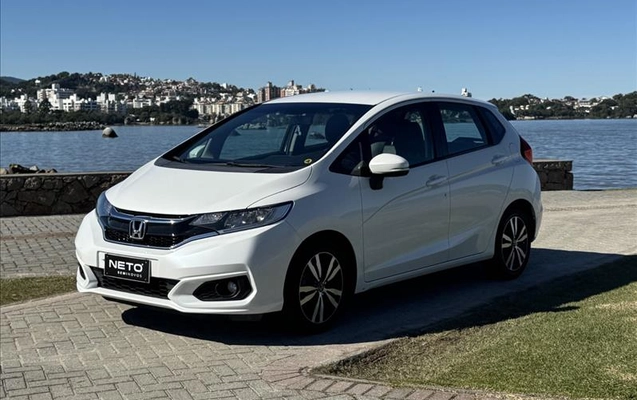 imagem-https://www.socarrao.com.br/sc-vehicle-images-prod/4177367/1790636490682-QTL-7160_17.jpg