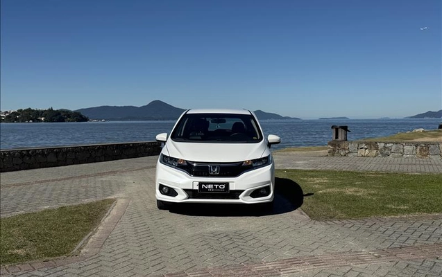 imagem-https://www.socarrao.com.br/sc-vehicle-images-prod/4177367/1790636490686-QTL-7160_02.jpg
