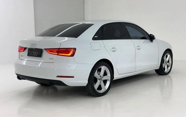 imagem-https://www.socarrao.com.br/sc-vehicle-images-prod/4177633/1790638435997-8328488_7_B_b71a88af3c.jpeg