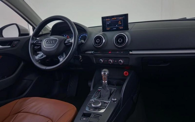 imagem-https://www.socarrao.com.br/sc-vehicle-images-prod/4177633/1790638436010-8328488_11_B_2f9f3960a6.jpeg