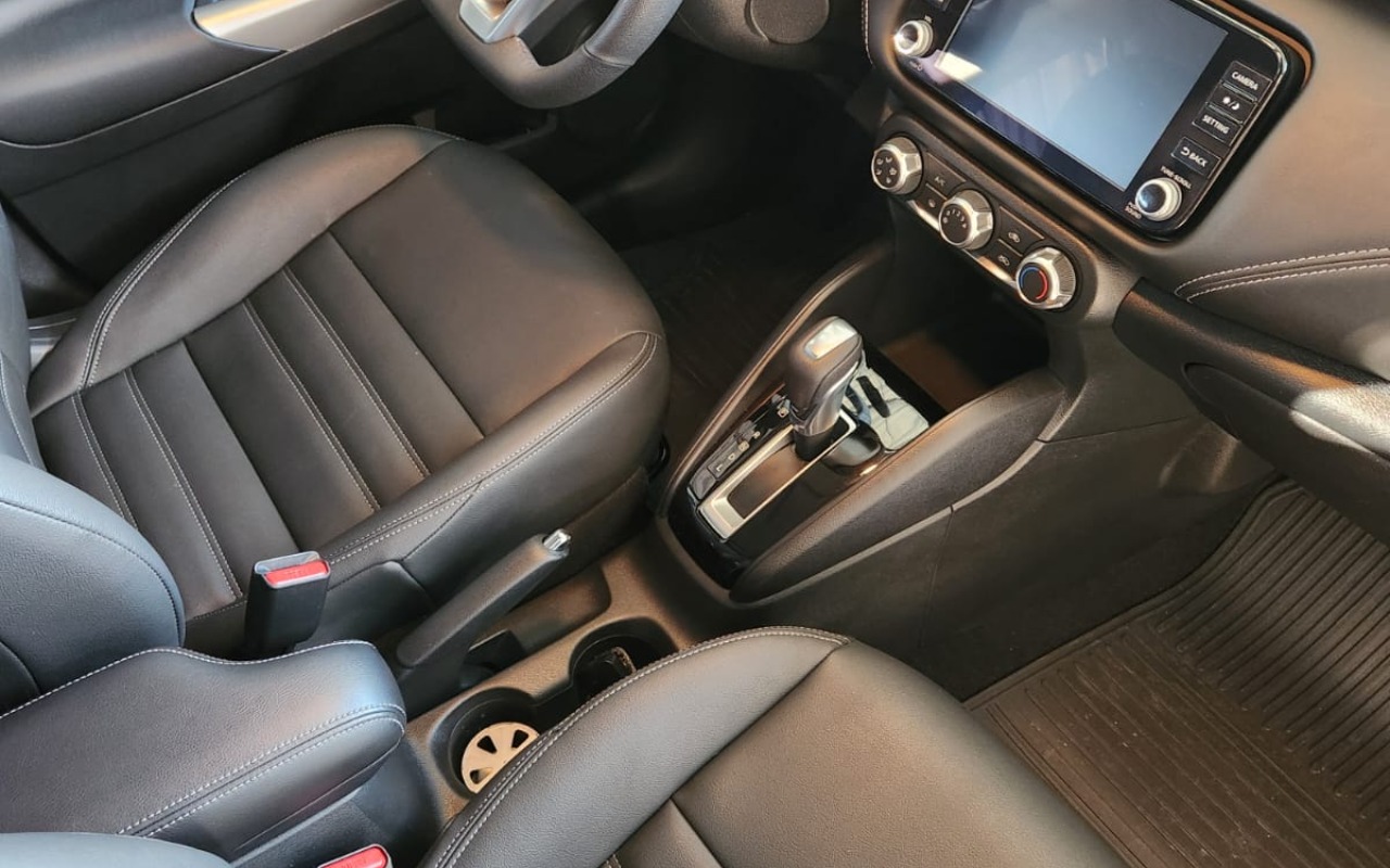 imagem-https://www.socarrao.com.br/sc-vehicle-images-prod/4177638/1790639139455-S2lja3MgMDIuanBlZw.jpeg