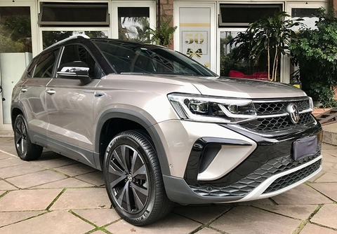 Volkswagen Taos 2023 Bege — foto 1 de 3