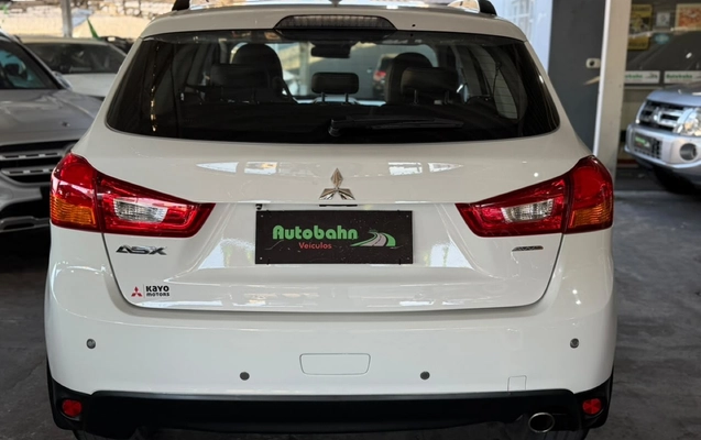 imagem-https://www.socarrao.com.br/sc-vehicle-images-prod/4178331/1790644902508-f210b025-f9c6-406e-90aa-16cc934cd50a.jpg
