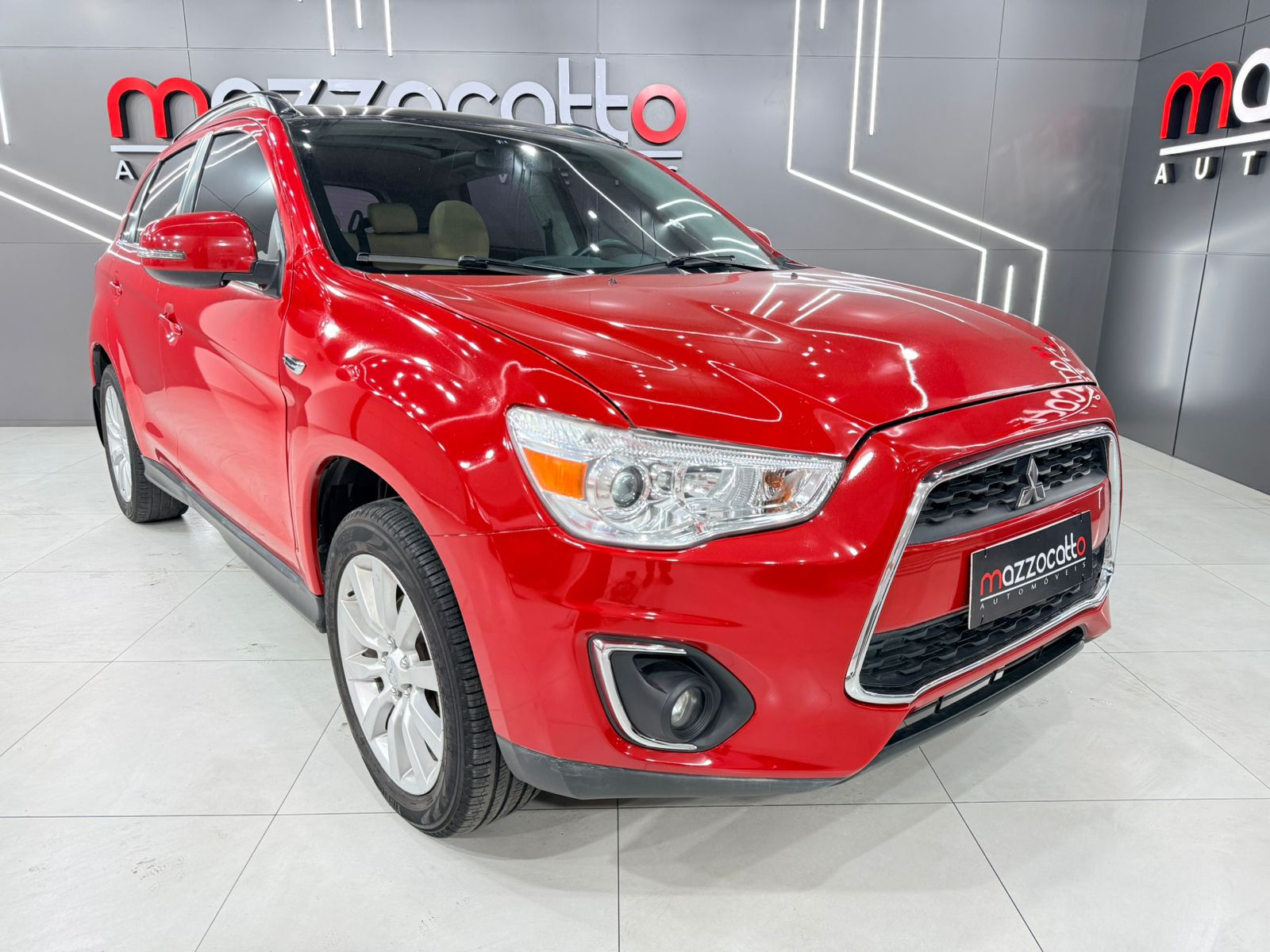Mitsubishi ASX 2016 Vermelho — foto 1 de 3