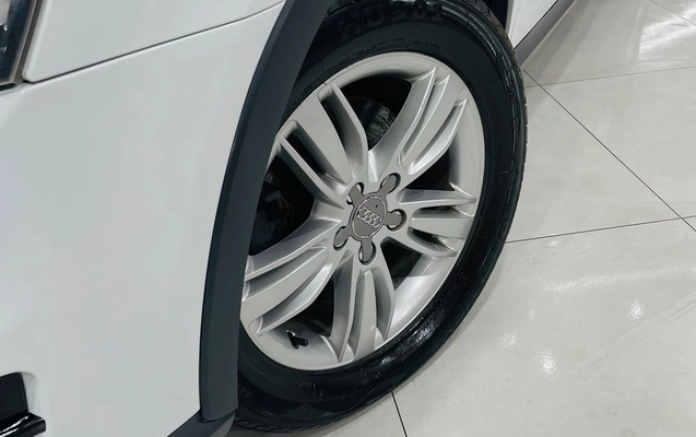 imagem-https://www.socarrao.com.br/sc-vehicle-images-prod/41814/1788269625371-003_c0091fc624775a154d7fa5b6da75e987.jpeg