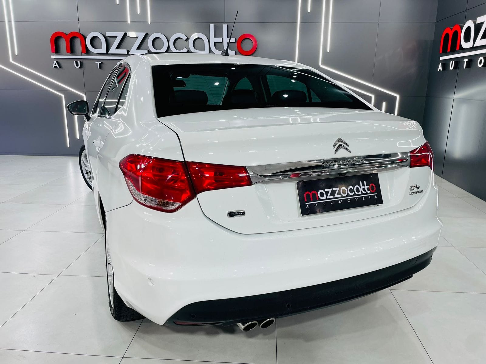 imagem-https://www.socarrao.com.br/sc-vehicle-images-prod/41821/1769988756871-7078007OR_1763745129_32_170.jpg