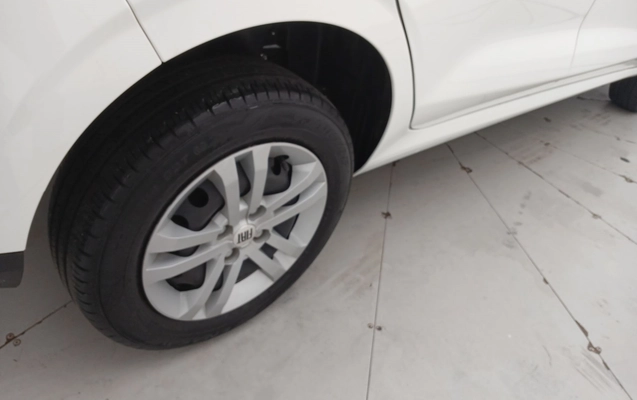 imagem-https://www.socarrao.com.br/sc-vehicle-images-prod/4182738/1790660549140-2_024609.jpg