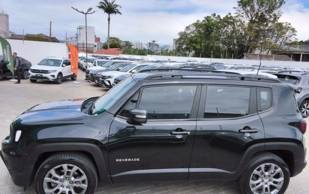 imagem-https://www.socarrao.com.br/sc-vehicle-images-prod/4183831/1790662652362-1_104806.jpg