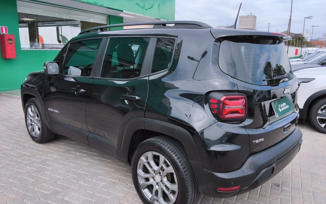 imagem-https://www.socarrao.com.br/sc-vehicle-images-prod/4183831/1790662652363-1_104807.jpg
