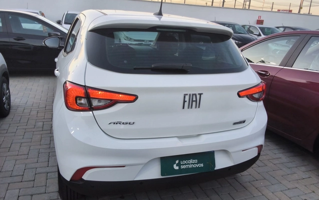 imagem-https://www.socarrao.com.br/sc-vehicle-images-prod/4183832/1790662656344-2_060530.jpg