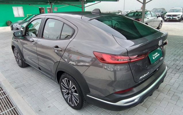 imagem-https://www.socarrao.com.br/sc-vehicle-images-prod/4184664/1790665339994-1_122432.jpg