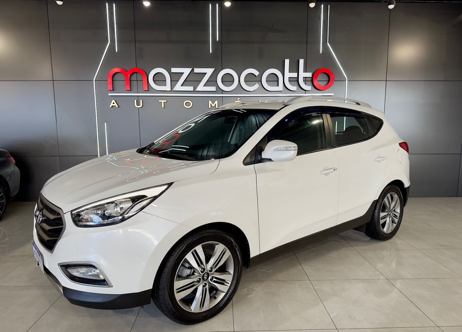 imagem-https://www.socarrao.com.br/sc-vehicle-images-prod/41866/1769988767112-7160608OR_1765832133_76_550.jpg