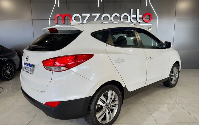 imagem-https://www.socarrao.com.br/sc-vehicle-images-prod/41866/1769988767112-7160608OR_1765832134_99_790.jpg