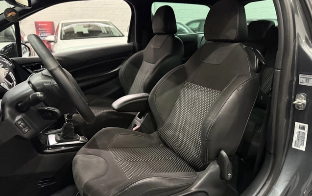 imagem-https://www.socarrao.com.br/sc-vehicle-images-prod/4186700/1791233316233-vehicle_image_1790659752_3c9ddfd44d1bac7ce17ef726cde921ca.jpeg