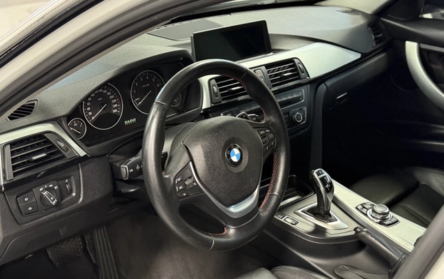 imagem-https://www.socarrao.com.br/sc-vehicle-images-prod/4186702/1790676219065-vehicle_image_1790662524_e0f892aebe376ac426a20f3ca22551b6.jpeg