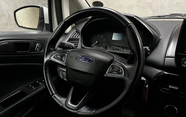 imagem-https://www.socarrao.com.br/sc-vehicle-images-prod/4186724/1790681037953-5a20308d-6bd9-4016-830c-150605f46c51.jpg