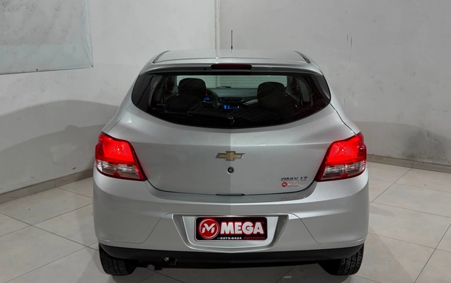 imagem-https://www.socarrao.com.br/sc-vehicle-images-prod/4186728/1790681637628-4e9a99f6f70442f19c659c000a7af64e_1785328286442.jpg