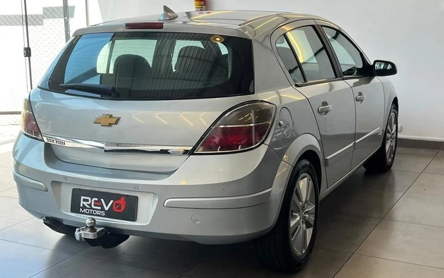 imagem-https://www.socarrao.com.br/sc-vehicle-images-prod/4186739/1790683625397-8471930_1_B_6221416bb5.jpeg