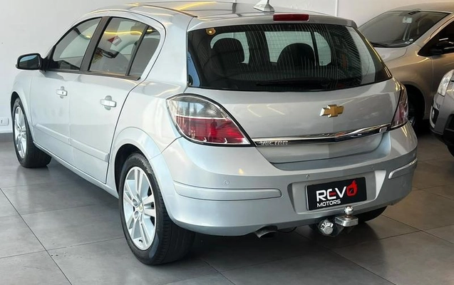 imagem-https://www.socarrao.com.br/sc-vehicle-images-prod/4186739/1790683625400-8471930_7_B_f8158c7ee7.jpeg