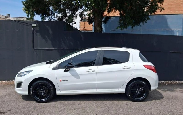 imagem-https://www.socarrao.com.br/sc-vehicle-images-prod/4187281/1790703141810-8522481_11_B_096c556f1c.jpeg
