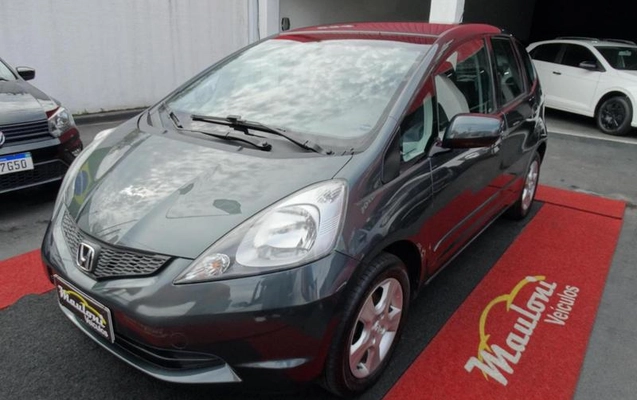 imagem-https://www.socarrao.com.br/sc-vehicle-images-prod/4187288/1790788425977-8491291_16_B_cb9a463b0f.jpeg