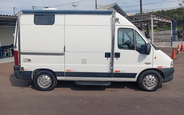 imagem-https://www.socarrao.com.br/sc-vehicle-images-prod/4187333/1790684389675-MTc5MDY4NDE3MDQ0NTM3NjQyMjk0NTQ2MjIxOTc5LmpwZw.jpg