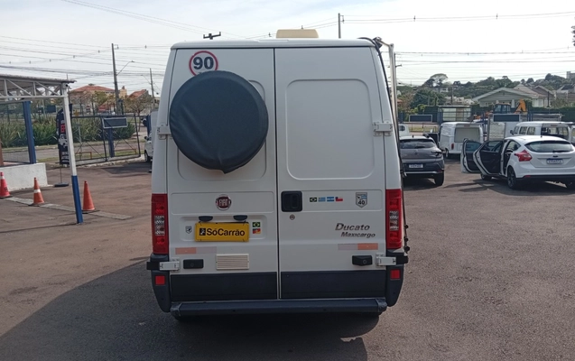imagem-https://www.socarrao.com.br/sc-vehicle-images-prod/4187333/1790684389904-MTc5MDY4NDE5MDM1ODQyNjI5NzI2NTg3MDI5NTMzNTQuanBn.jpg