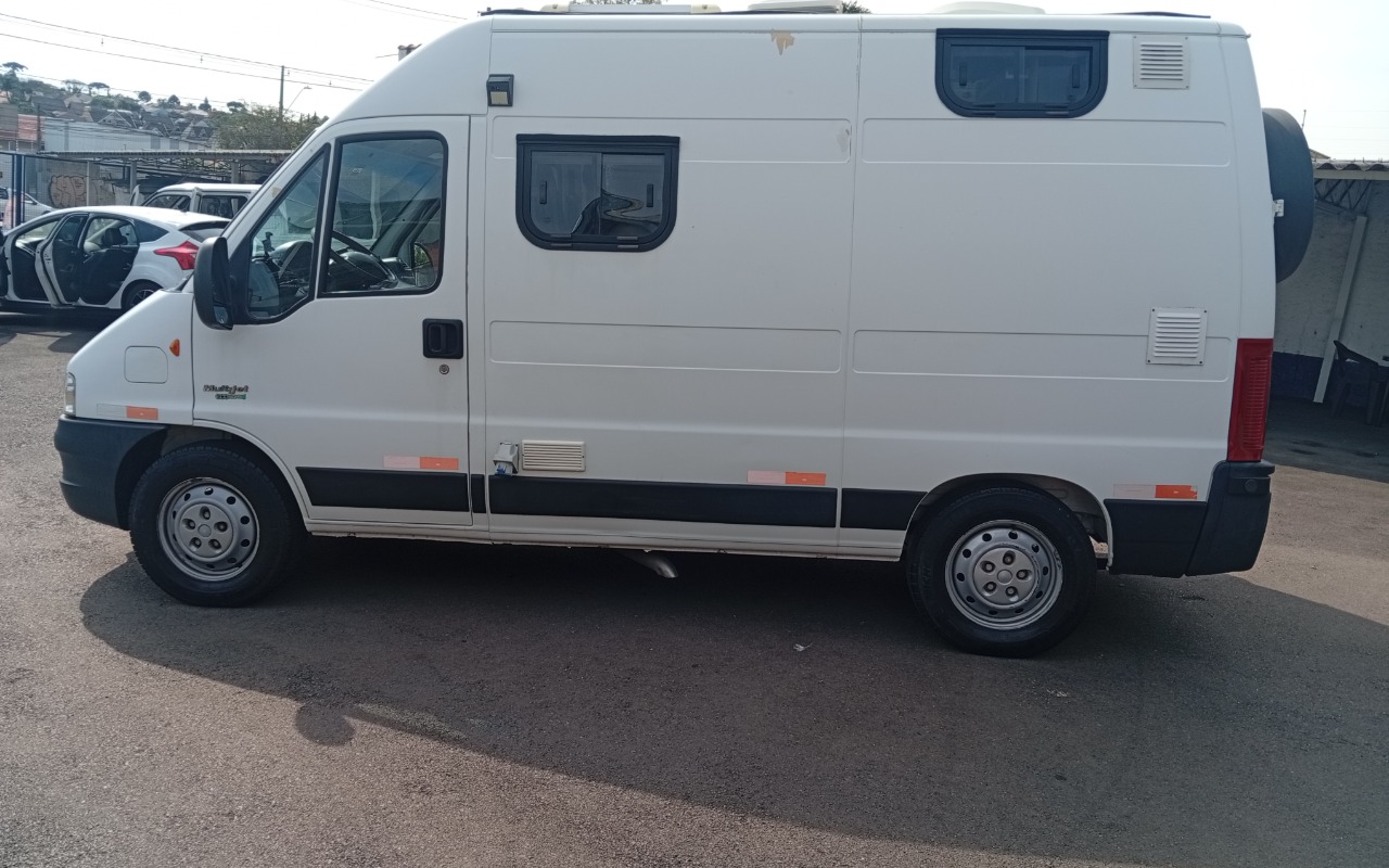 imagem-https://www.socarrao.com.br/sc-vehicle-images-prod/4187333/1790684390105-MTc5MDY4NDIwNjk0MTI2NzYzNTk0MDk5MzcyODk5NjMuanBn.jpg