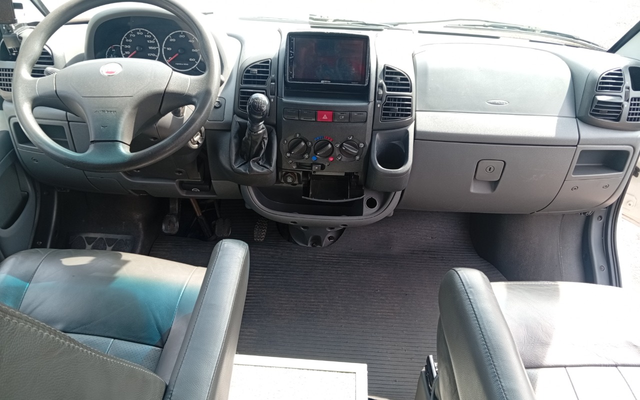 imagem-https://www.socarrao.com.br/sc-vehicle-images-prod/4187333/1790684390591-MTc5MDY4NDI1MjE0NzM3Nzg4OTUzMTU1MTk0ODEwNy5qcGc.jpg