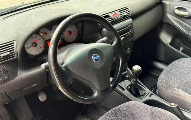 imagem-https://www.socarrao.com.br/sc-vehicle-images-prod/4187359/1790684229580-8505548_7_B_d01eb932cb.jpeg
