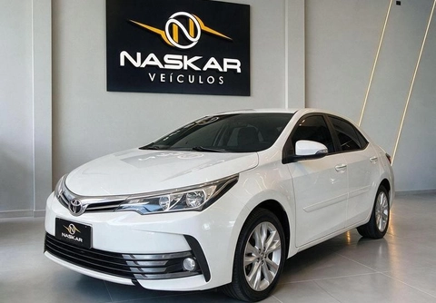Toyota Corolla 2018 Branco — foto 1 de 3