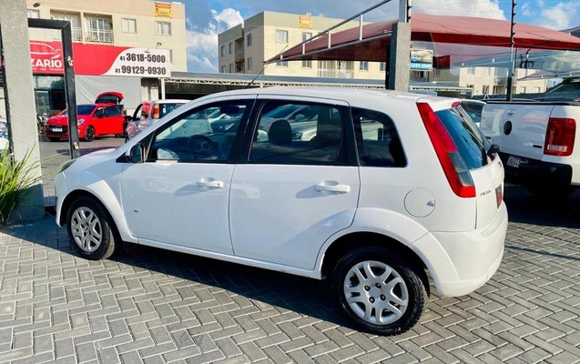 imagem-https://www.socarrao.com.br/sc-vehicle-images-prod/4187501/1790684622454-8109477_12_B_a1e48e8dad.jpeg