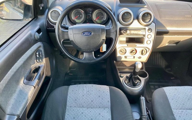 imagem-https://www.socarrao.com.br/sc-vehicle-images-prod/4187501/1790684622454-8109477_13_B_2d068e37e7.jpeg