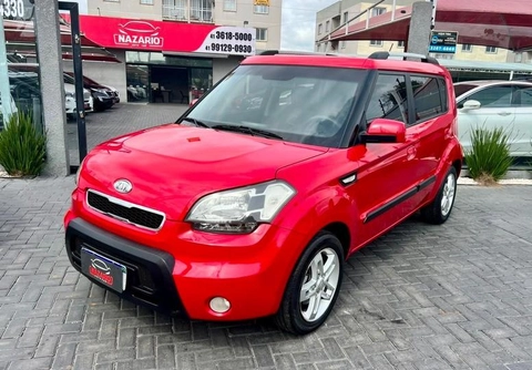 Kia SOUL 2010 Vermelho — foto 1 de 3