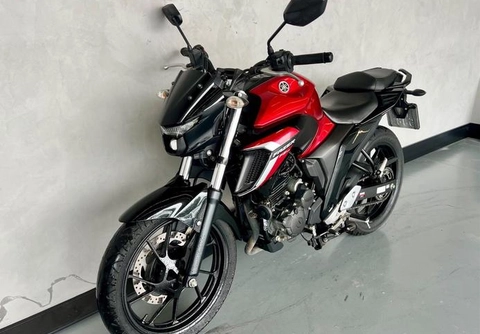 Yamaha FZ25 250 FAZER CONNECTED 2024 Vermelho — foto 1 de 3