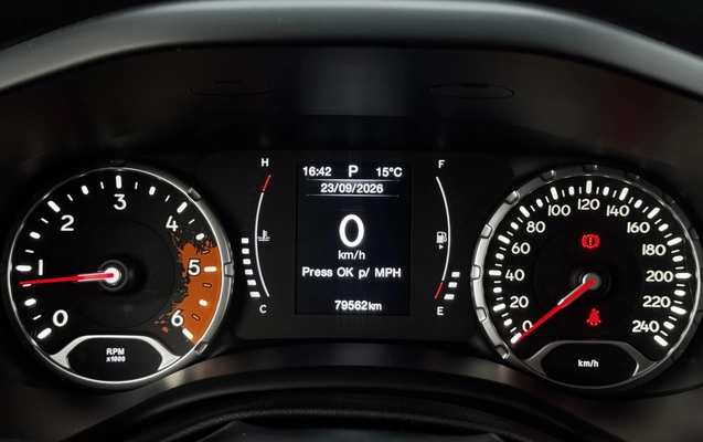 imagem-https://www.socarrao.com.br/sc-vehicle-images-prod/4187582/1790684711333-2_070808.jpg