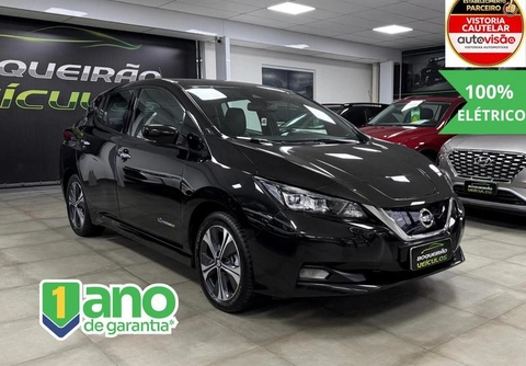 Nissan LEAF Aut. (Elétrico) 2022 Preto — foto 1 de 3