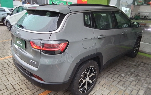 imagem-https://www.socarrao.com.br/sc-vehicle-images-prod/4187965/1790685450724-2_093726.jpg