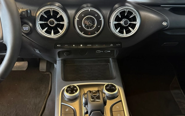 imagem-https://www.socarrao.com.br/sc-vehicle-images-prod/4187992/1790685483341-003_8fd088c3d62a13187cdac0c98098b6eb.jpg