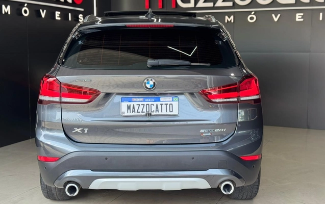 imagem-https://www.socarrao.com.br/sc-vehicle-images-prod/41880/1789476818996-003_eae01e207661925c2ce763f0a374e462.jpeg