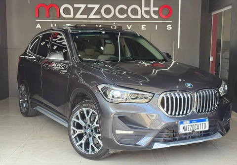 Bmw X1 2022 Cinza — foto 1 de 3