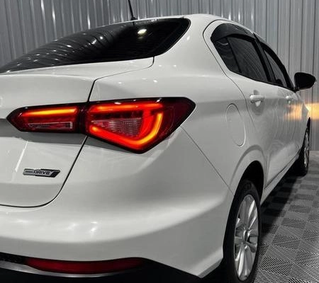imagem-https://www.socarrao.com.br/sc-vehicle-images-prod/4188075/1790786936464-8482290_19_B_43de73a86e.jpeg