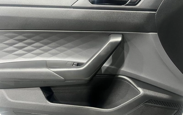 imagem-https://www.socarrao.com.br/sc-vehicle-images-prod/4188178/1790783187005-8511788_4_B_e25b61e2e6.jpeg