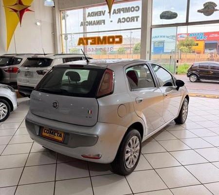 imagem-https://www.socarrao.com.br/sc-vehicle-images-prod/4188605/1790686701119-7566189_7_B_3e1de5e6f1.jpeg