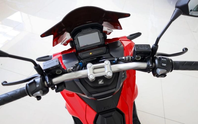 imagem-https://www.socarrao.com.br/sc-vehicle-images-prod/4188627/1792086391904-8502073_2_B_3d16e96a89.jpeg