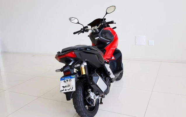 imagem-https://www.socarrao.com.br/sc-vehicle-images-prod/4188627/1792086391908-8502073_8_B_2c6d25a6de.jpeg